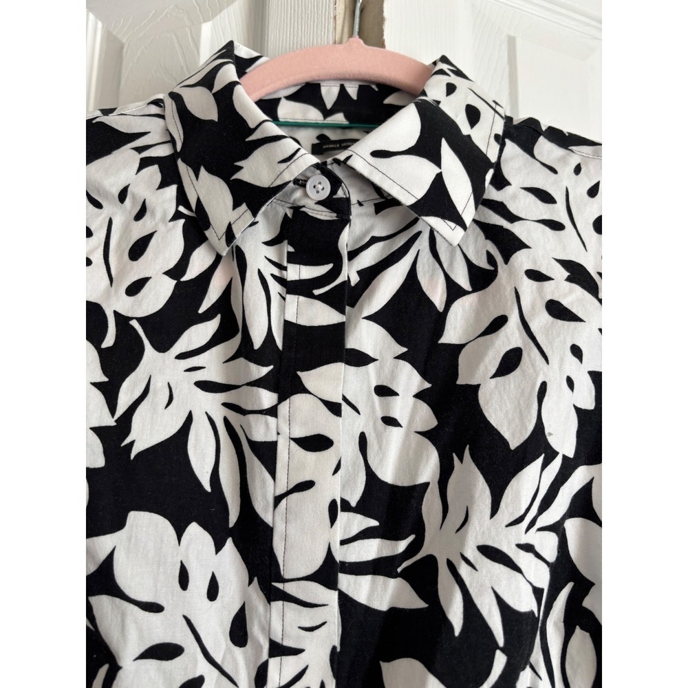 Talbots Black & White Wrinkle-Resistant Sleeveless Top – Size 2 - Picture 6 of 6